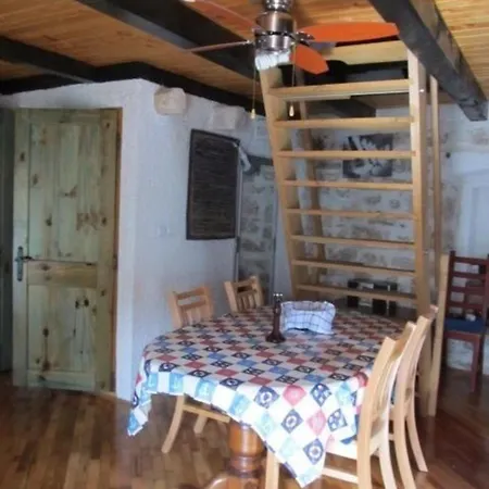 Zeitfenster Betina (Sibenik-Knin)