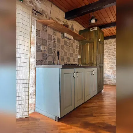 Zeitfenster * Betina (Sibenik-Knin)