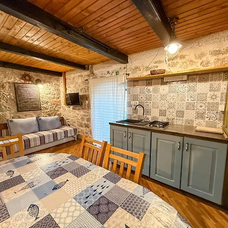 Appartement Zeitfenster Betina (Sibenik-Knin)